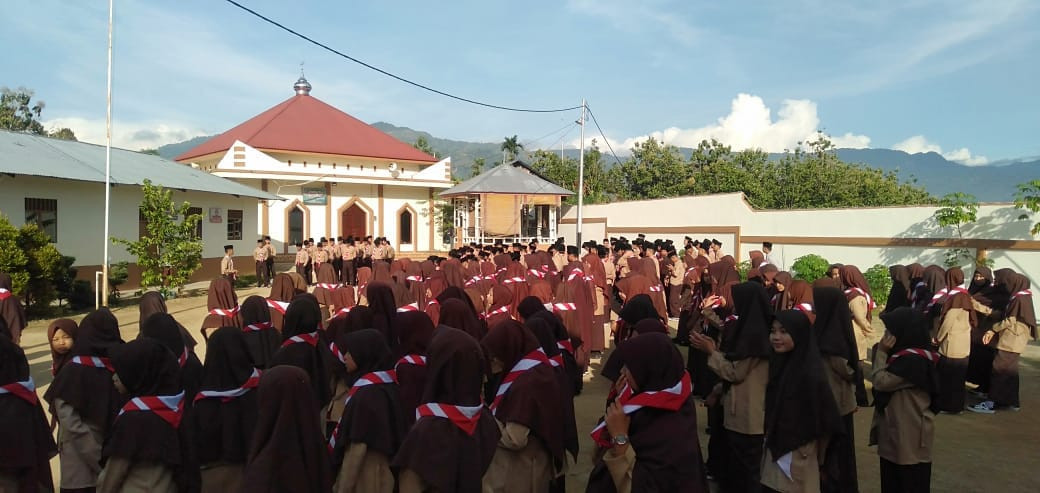 Ponpes Waratsatul Anbiya dan Ponpes Dharut Thalib Antusias Ikuti Survei Lingkungan Belajar