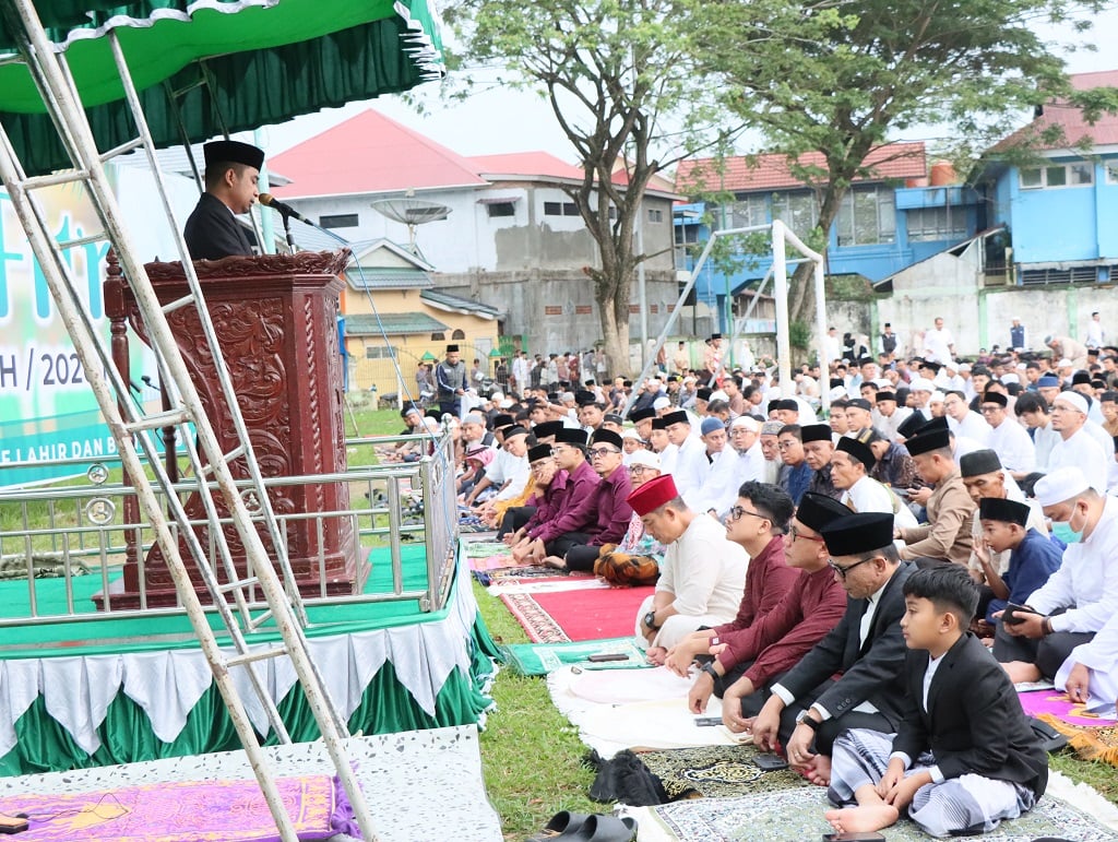 Kebersamaan Warnai Pelaksanaan Salat Idulfitri di Kota Solok