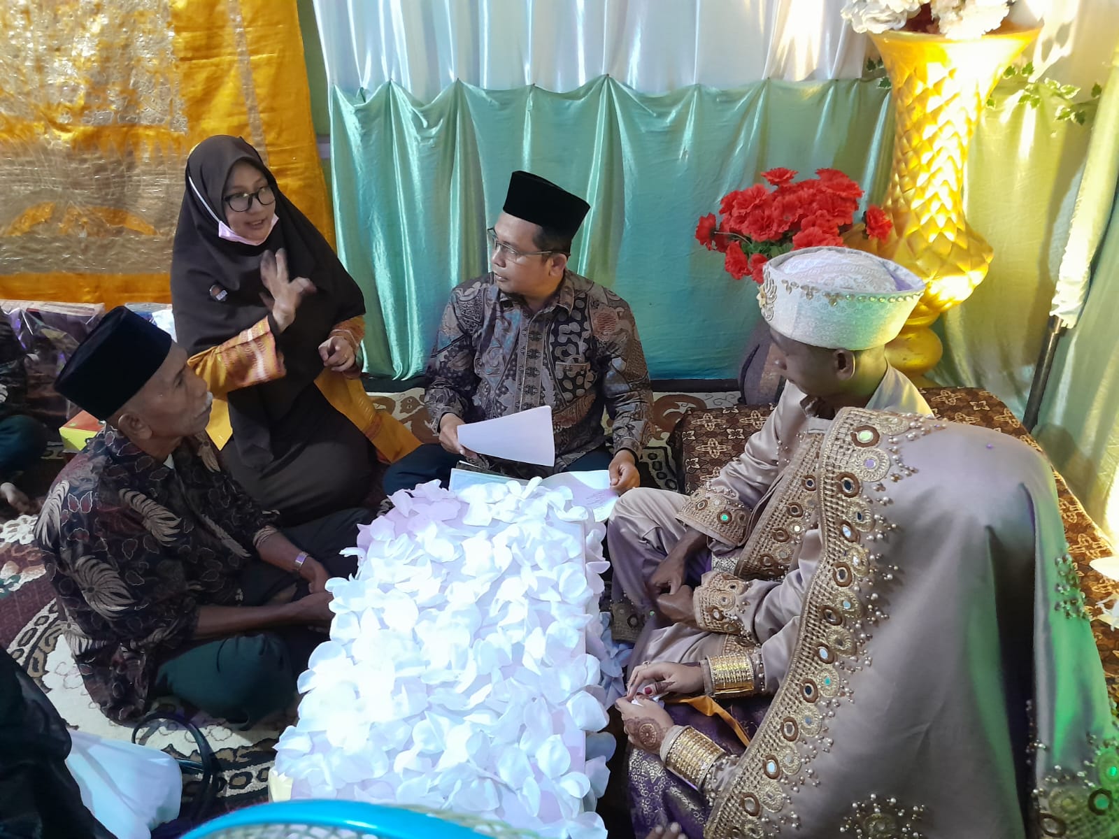 Pernikahan Istimewa, Pasangan Tunawicara Ucapkan Ijab Kabul dengan Bahasa Hati