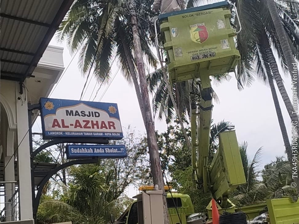 Perawatan LPJU untuk Dukung Aktivitas Malam Ramadan