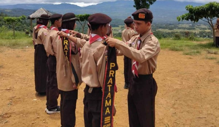 Belajar Langsung di Alam Terbuka, SMP 3 Lakukan Kemah di Puncak Grand Hexagon Panyakalan