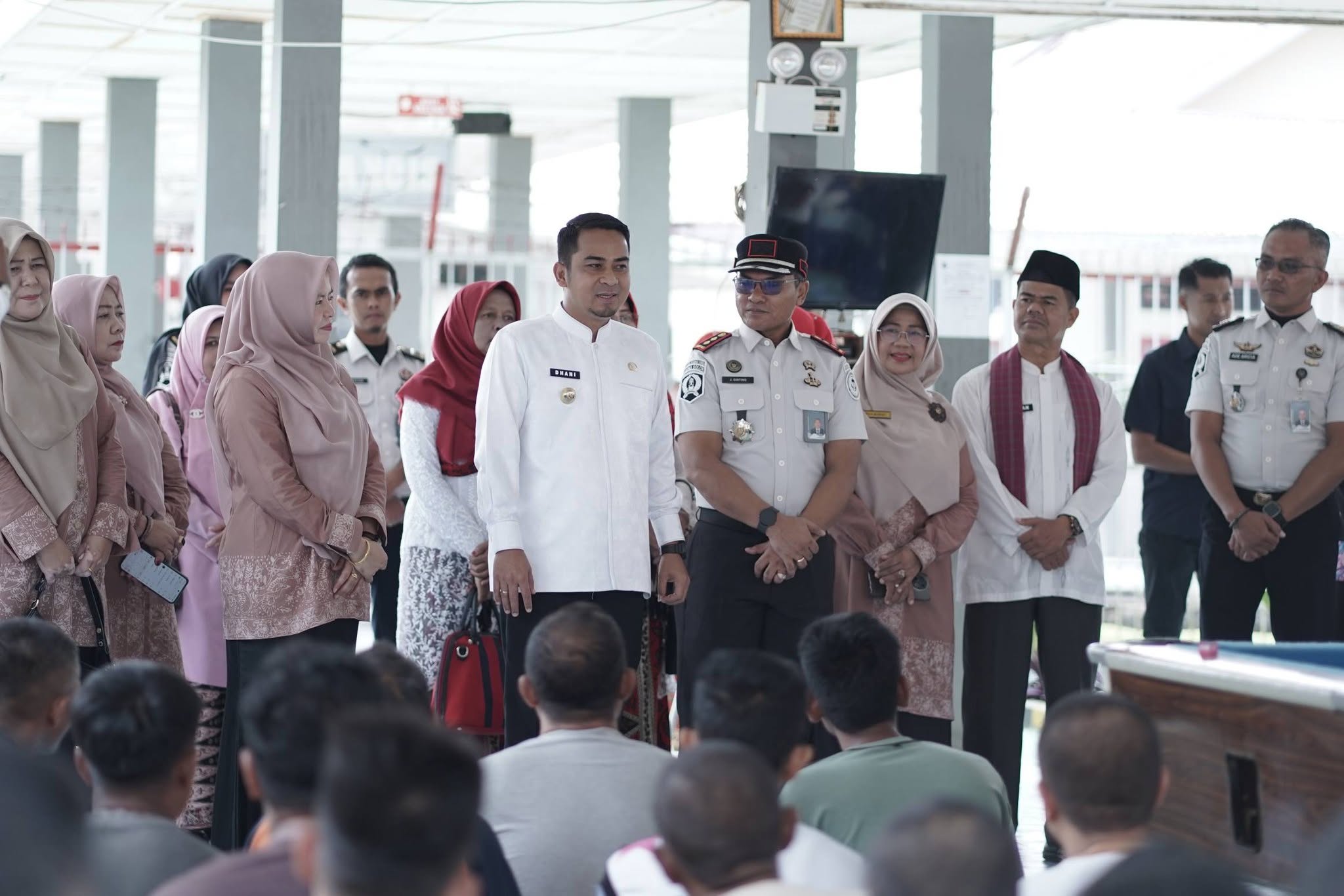 Peringati HUT ke-81 RI, Wali Kota Solok Anjangsana ke Lapas dan RSUD Serambi Madinah