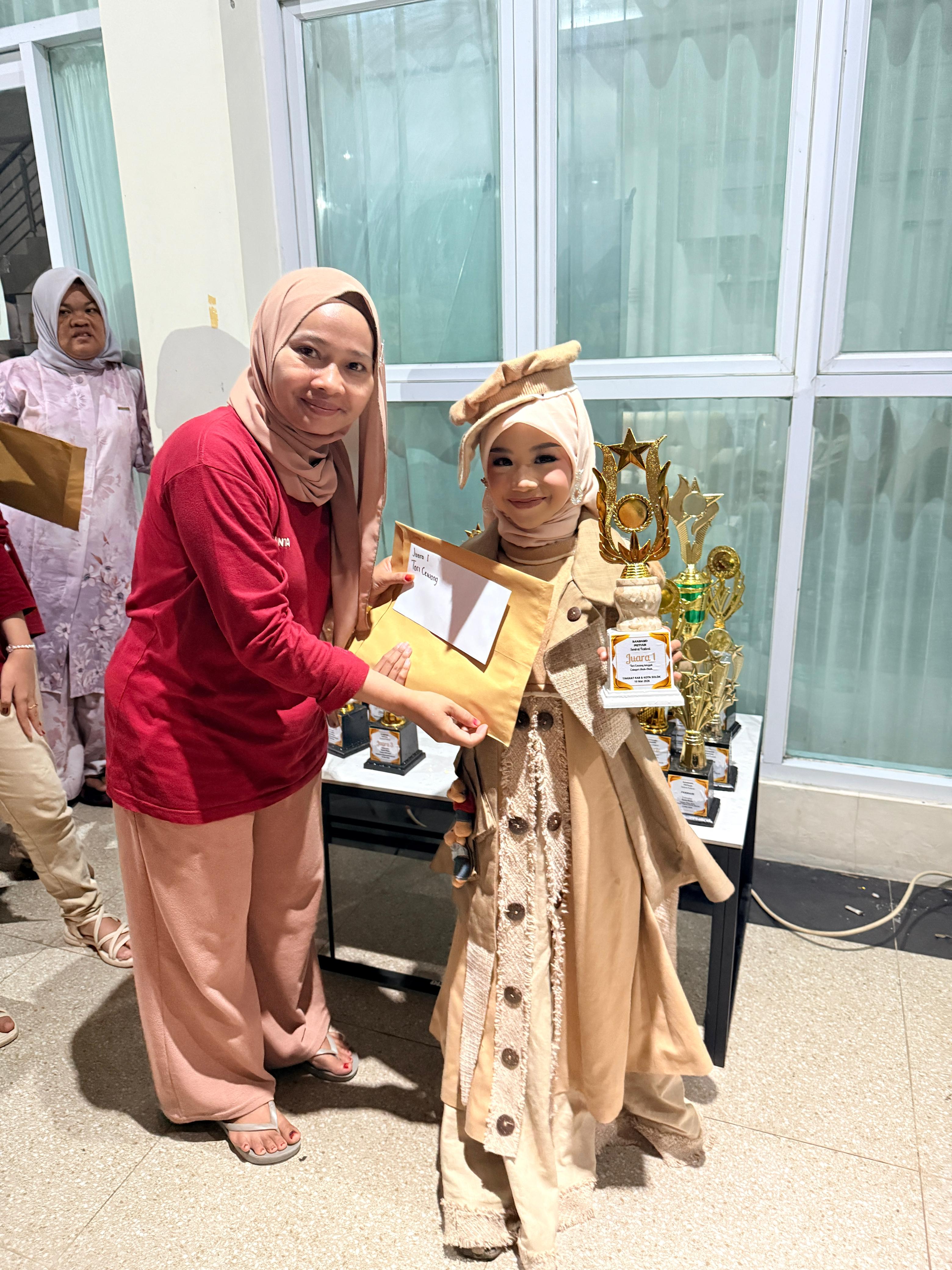 Sanggar Galatiak Raih Sejumlah Prestasi pada Bandaro Putiah Sentral Festival