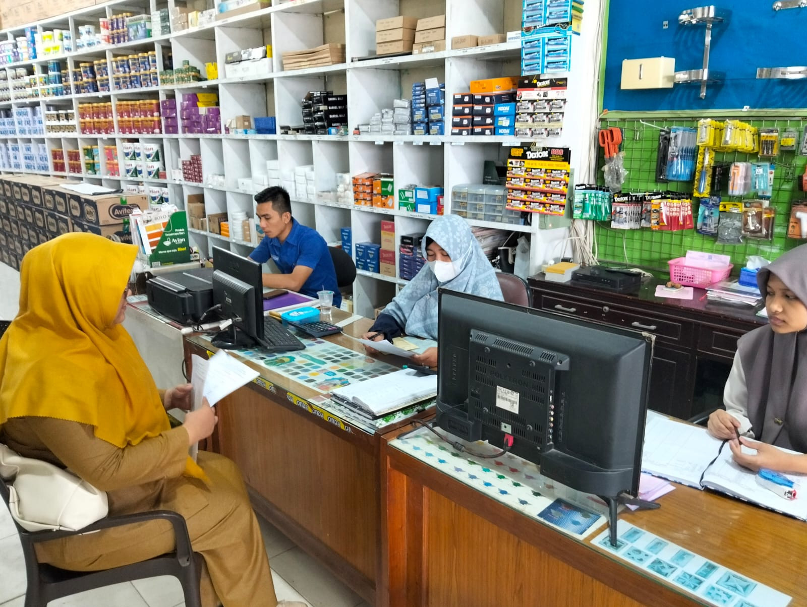 DisperkimLH Laksanakan Survei Harga Material Bangunan Triwulan I 2026 di 15 Toko Bangunan