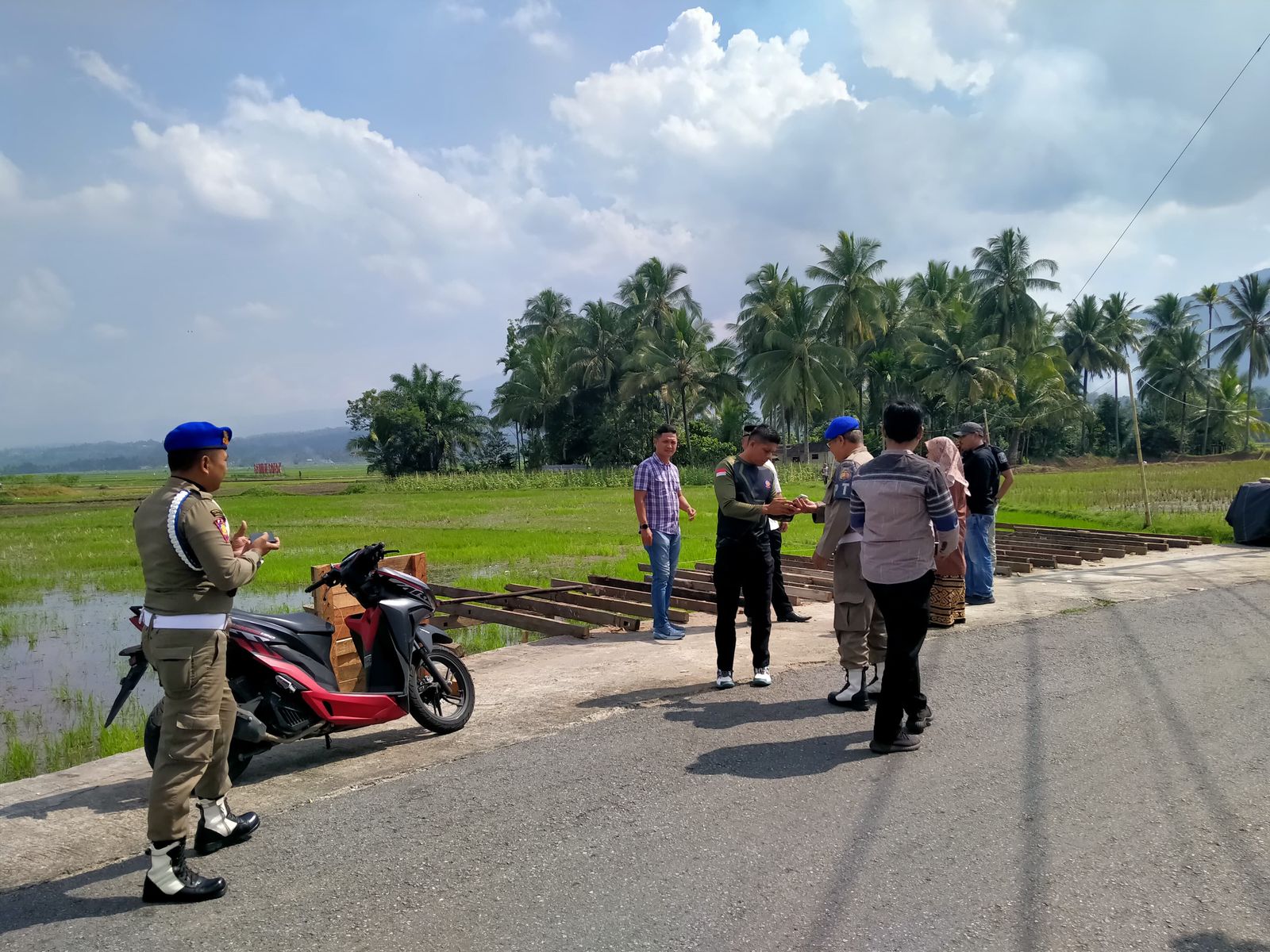 Dinas PUPR Kota Solok Tertibkan Pemanfaatan Ruang di Bahu Jalan dan Kawasan Sawah Dilindungi