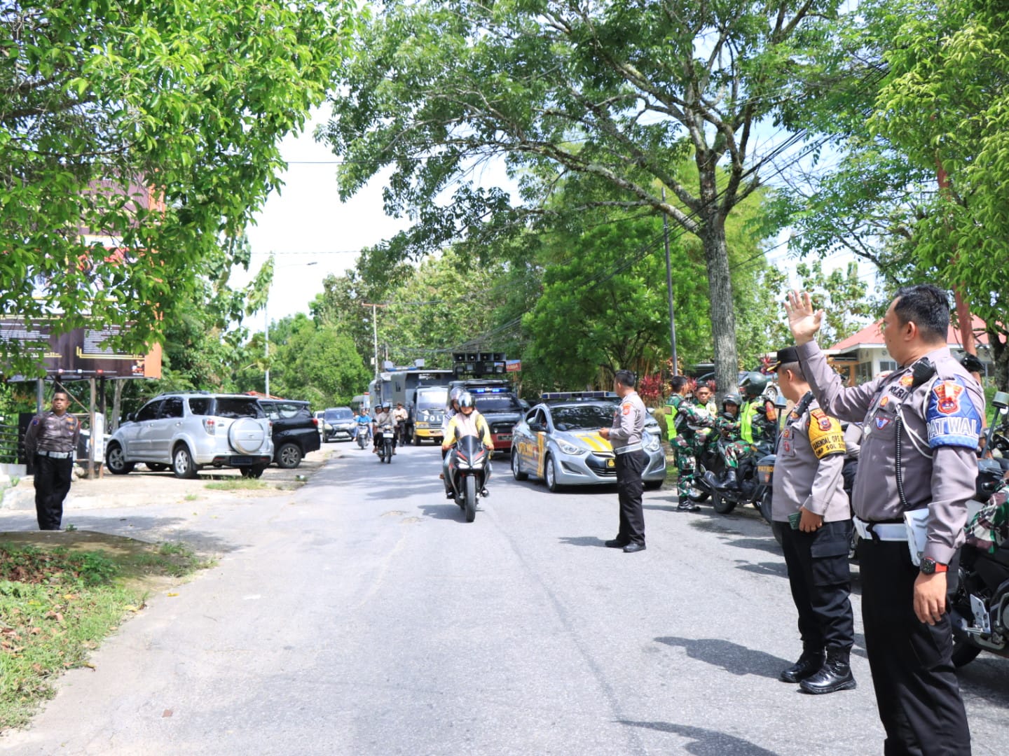 Polres Solok Kota Gelar Patroli Gabungan untuk Ciptakan Situasi Aman Di Kota Solok  Pada Masa Tenang Pilkada 2024