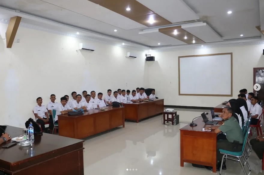 Dandim 0309/Solok Gelar Pertemuan dengan Kepala SPPG Bahas Optimalisasi Program Makan Bergizi Gratis