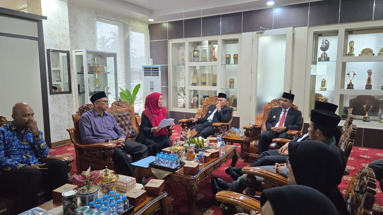Kunjungan Pasien Meningkat, Direktur RSUD Serambi Madinah Ekspose Rencana Strategis di Hadapan Wako Solok