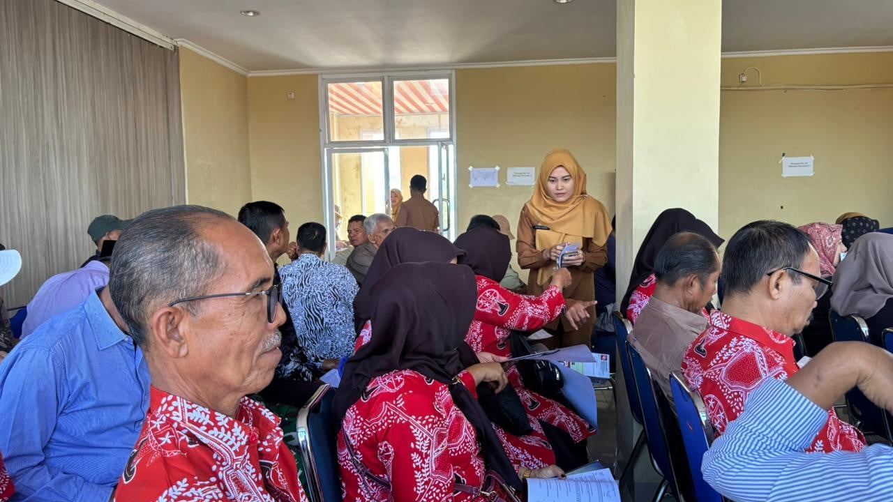 Perkuat Partisipasi Publik, Pemko Solok Sebar Kuesioner dan Sosialisasikan SP4N-LAPOR!