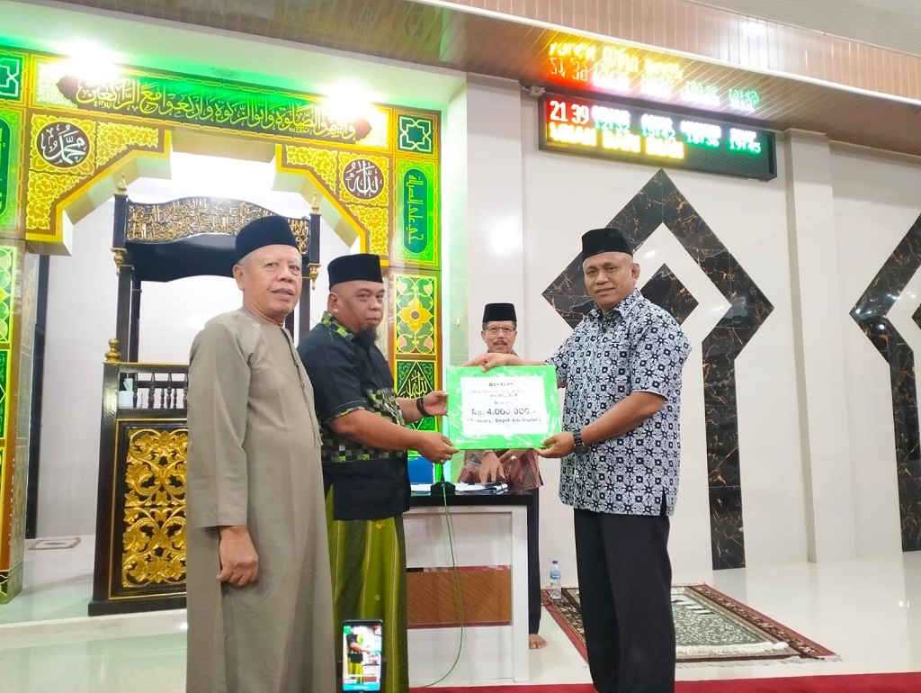 Tim XI Safari Ramadhan Pemerintah Kota Solok Kunjungi Masjid Babussalam