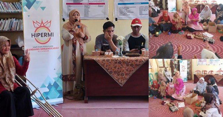 Dorong Kemandirian Ekonomi Lewat Pelatihan Merajut Bagi Sahabat Disabilitas