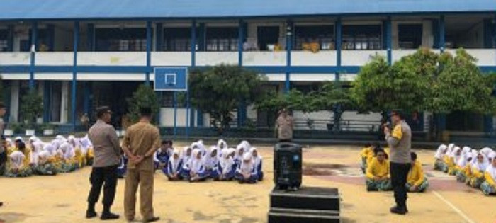 Sosialisasi Penerimaan Anggota POLRI di SMA N 1 Kota Solok