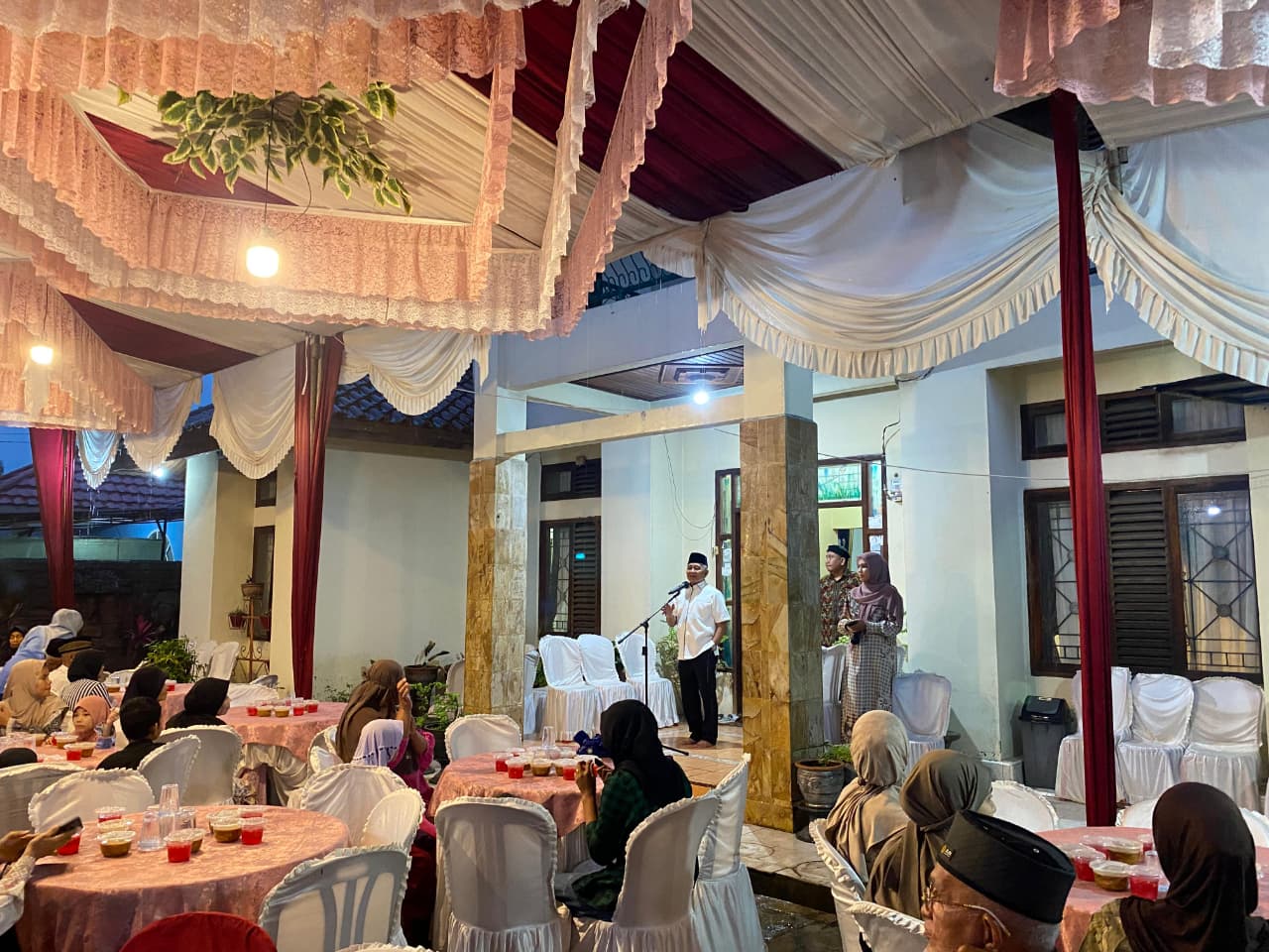 Momen Ramadan, Wawako Solok Pererat Silaturahmi dan Dengar Aspirasi Warga