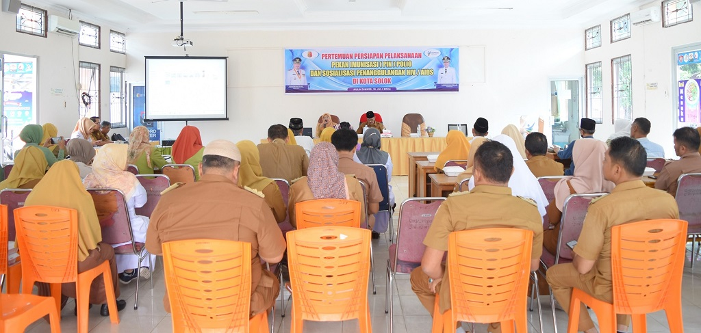 Persiapan Pekan Imunisasi Nasional (PIN) Polio  dan Penanggulangan HIV/AIDS 