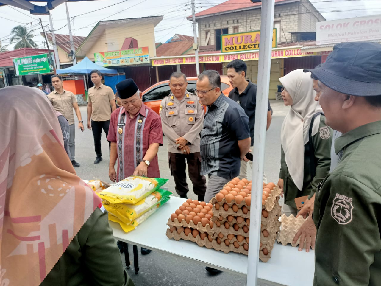 GPM Serentak Nasional Digelar di Kota Solok, Warga Antusias Serbu Pangan Murah