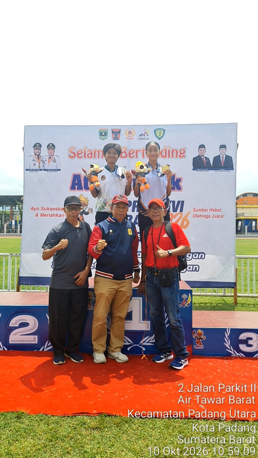 Suci Arafi Sumbang Emas dari Nomor 800 Meter Putri, Atletik Kota Solok Koleksi 12 Medali