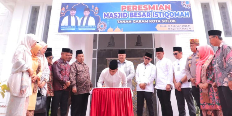 Setelah Dibangun Ulang, Masjid Besar Istiqomah Tanah Garam Diresmikan Pemakaiannya