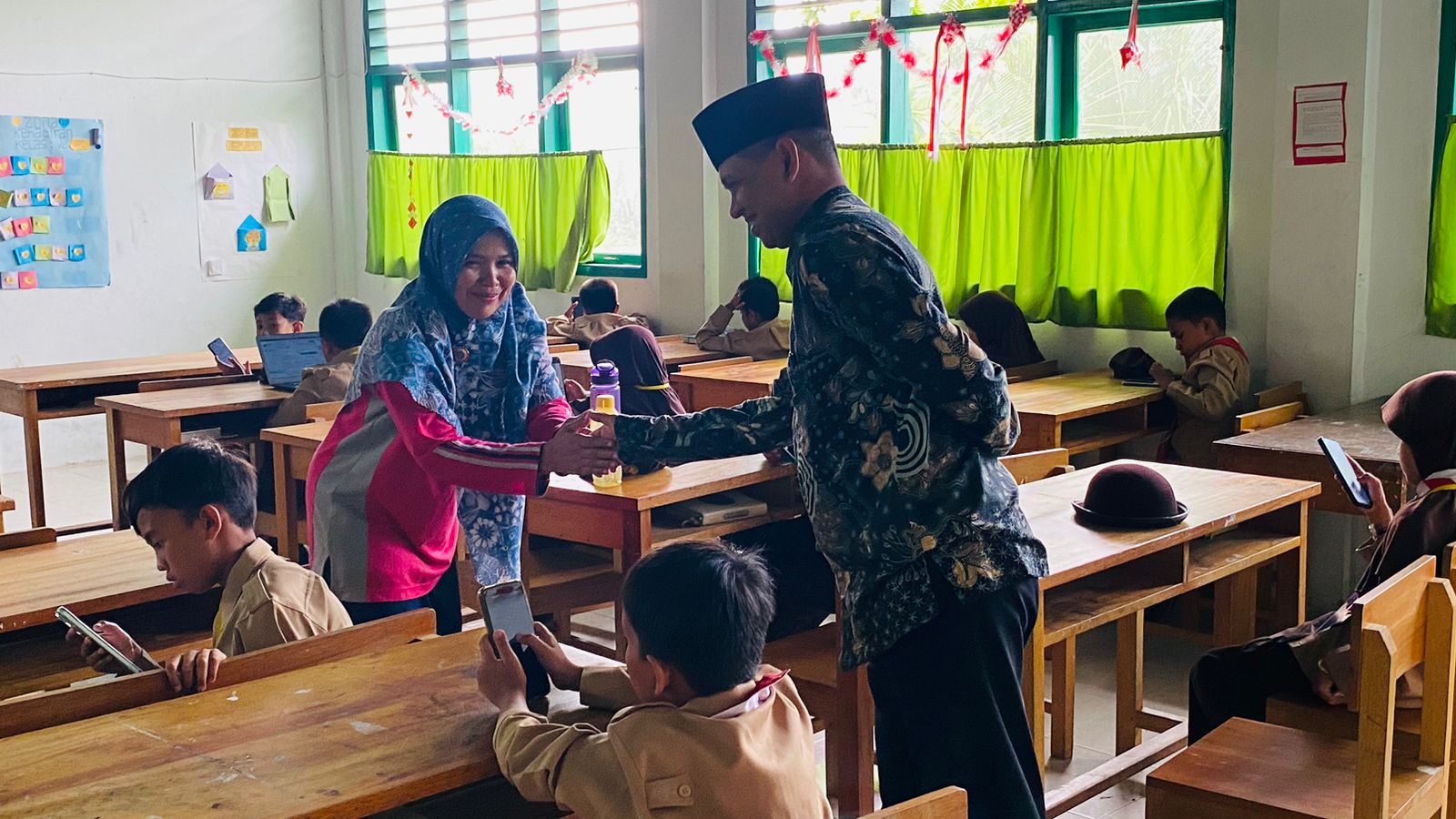 Asesmen Kompetensi Madrasah di MIN Kota Solok, Mengukur Kemajuan Belajar Peserta Didik