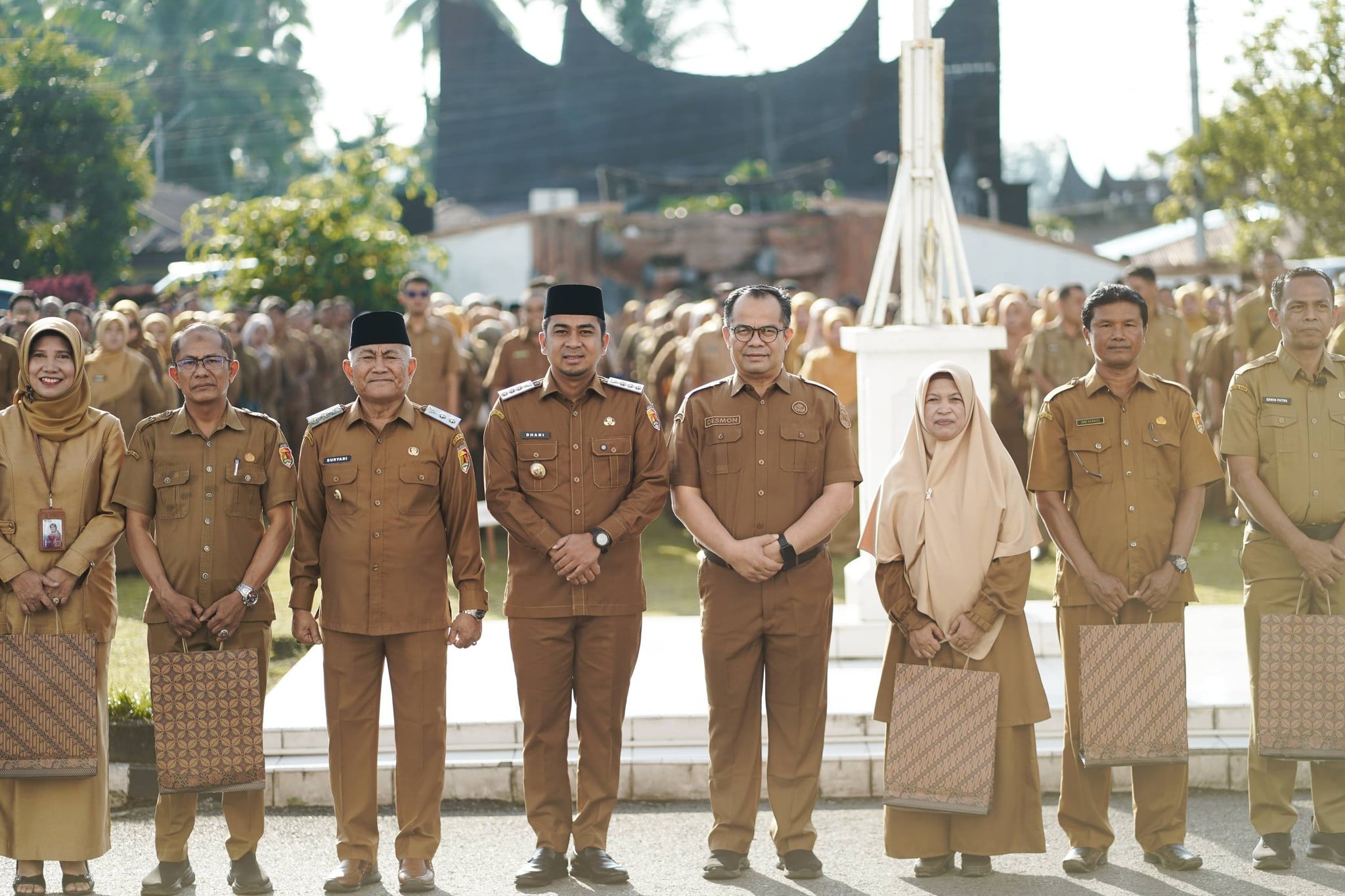 Wali Kota Solok Pimpin Apel Perdana Usai Idulfitri, Tekankan Disiplin dan Kinerja ASN