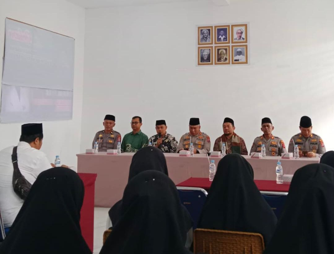 Kapolres Kota Berikan Arahan dalam Pembinaan Pondok Pesantren Ramah Anak