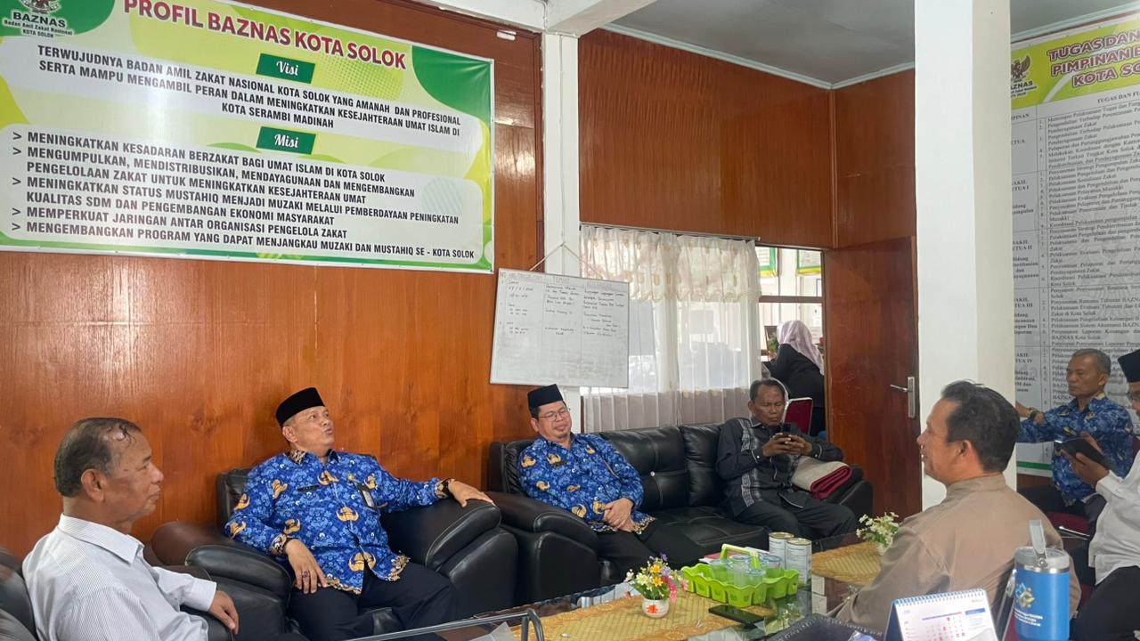 Kemenag dan BAZNAS Kota Solok Perkuat Sinergi Pengelolaan Zakat dan Pelayanan Umat