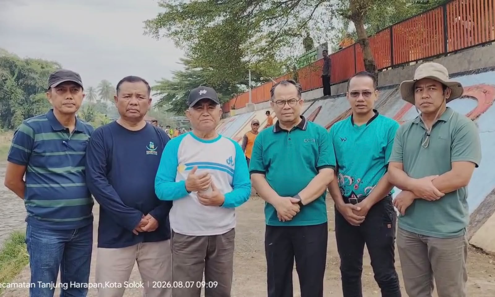 Wawako Suryadi Nurdal Pimpin Aksi Goro Bersama, Ajak Warga Kota Solok Peduli Kebersihan Lingkungan