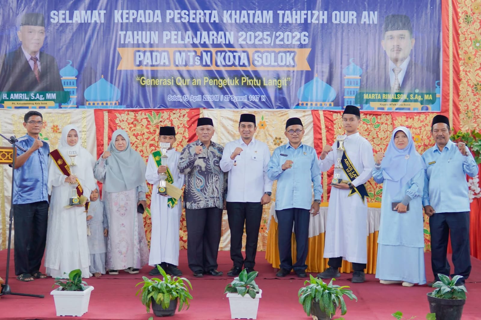 Wujudkan Serambi Madinah, MTsN Kota Solok Wisuda Ratusan Hafiz Al-Qur’an
