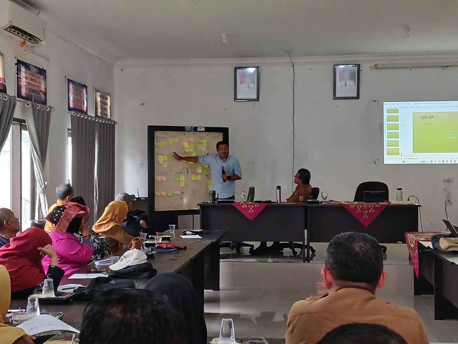 DLH Kota Solok Gelar Konsultasi Publik Tahap I Penyusunan Dokumen KLHS RPJMD 2025-2029