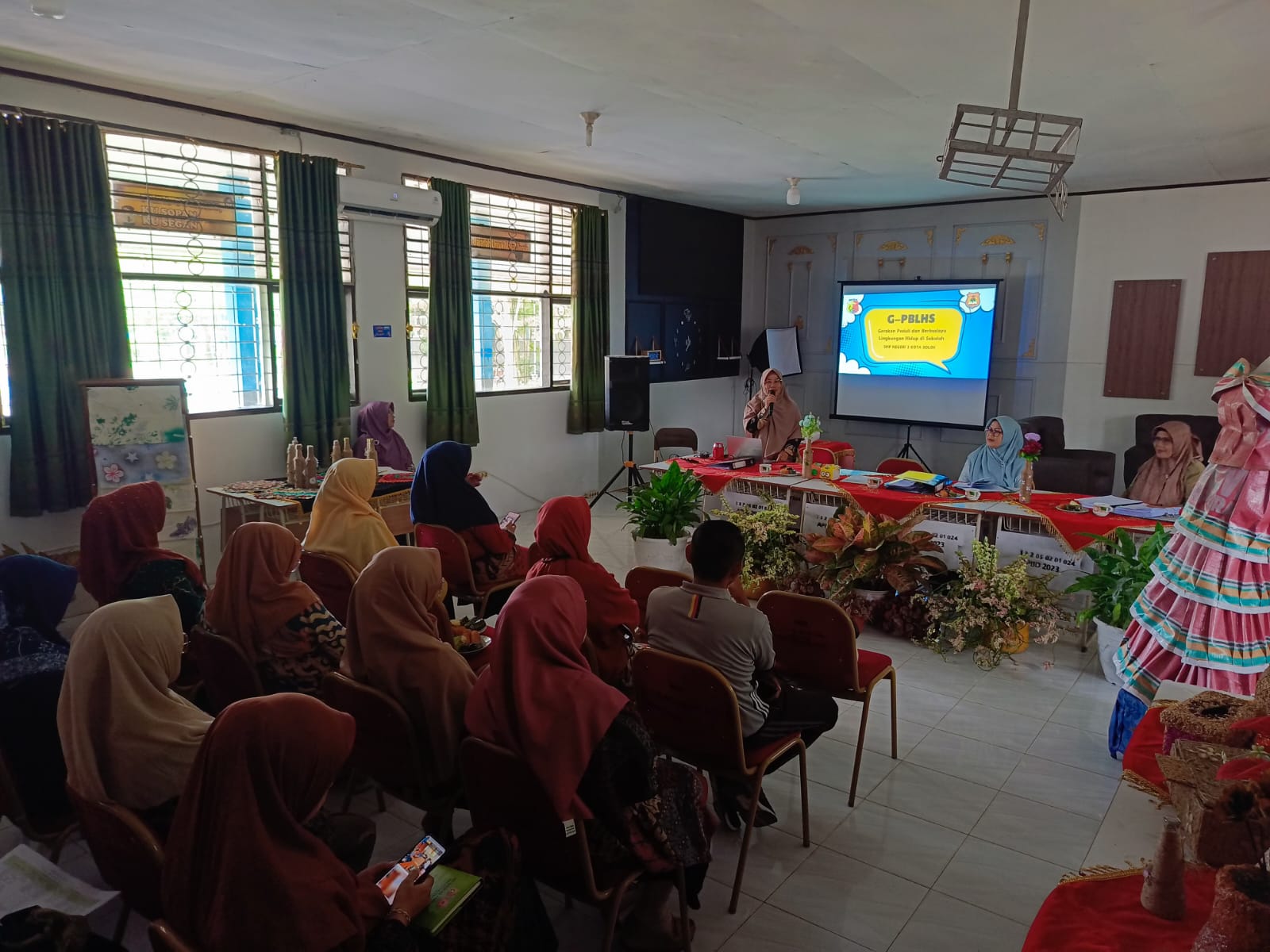 Tim Penilai Provinsi Verifikasi Lapangan Calon Sekolah Adiwiyata 2024