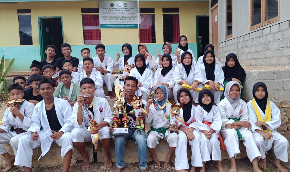 Fornas VIII NTB Sumbar Raih Juara Umum 3, Club Kempoka Fastabiqul Khairat Solok Sumbang Medali